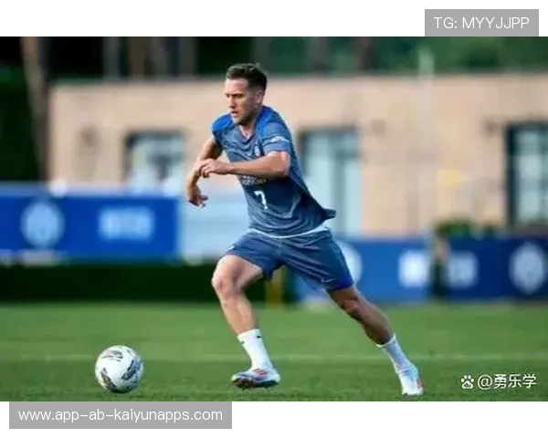 国际米兰边锋传中训练：张力与角度成为训练衡量标准